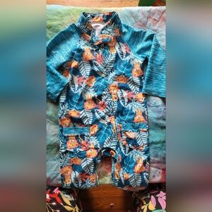 UVSKINZ Lion Print Toddler Rashguard Swimsuit W/ Pockets